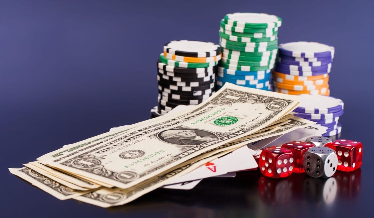Big Fish Casino کیسینو میں سلاٹ کھیلنا شروع کریں۔